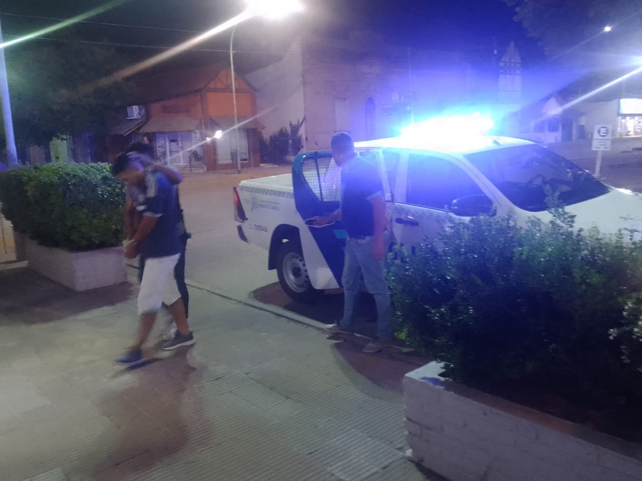 Detienen a uno de los responsables de los robos de neumáticos en Suipacha