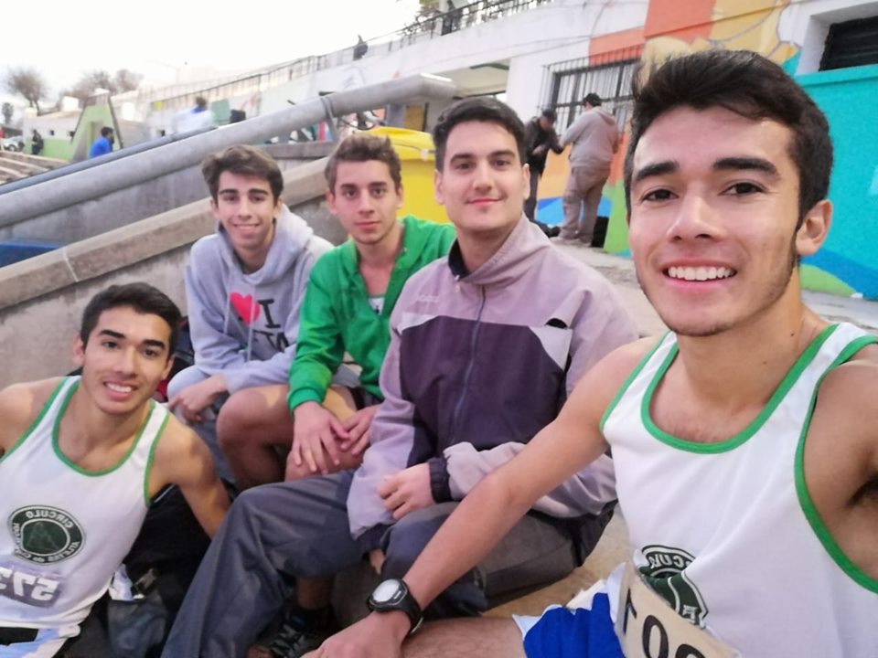 Atletismo
Podios chivilcoyanos en La Plata y San Andrés de Giles
