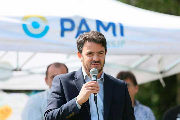 Dellepiane
“Se extiende hasta el 31 de marzo la renovación automática de todas las autorizaciones de