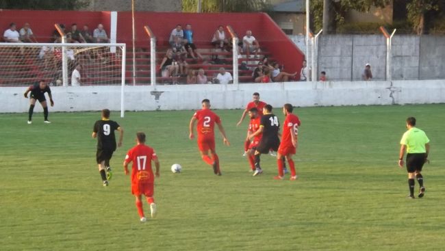 Fútbol
Este martes se conocerán las nuevas zonas y fixture de la segunda ronda Regional
