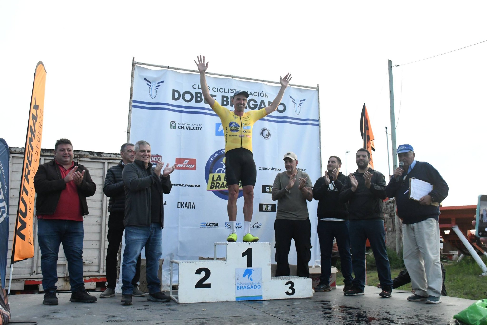 Ciclismo: Cristian Clavero lidera la clasificación general de la 89° Doble Bragado