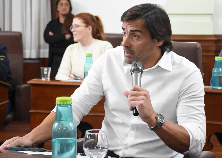 “El municipio es quien tiene la obligación de regular el transporte en Chivilcoy”, sostuvo Martín Etcheverría