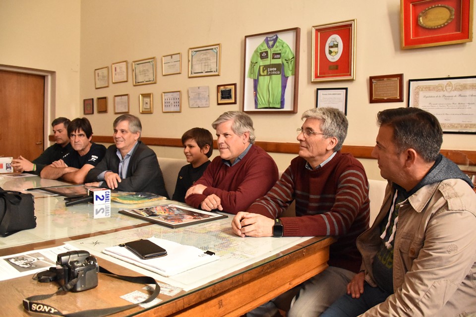 Karting
Destacan y reconocen a los corredores Eduardo y Bruno Viglietti