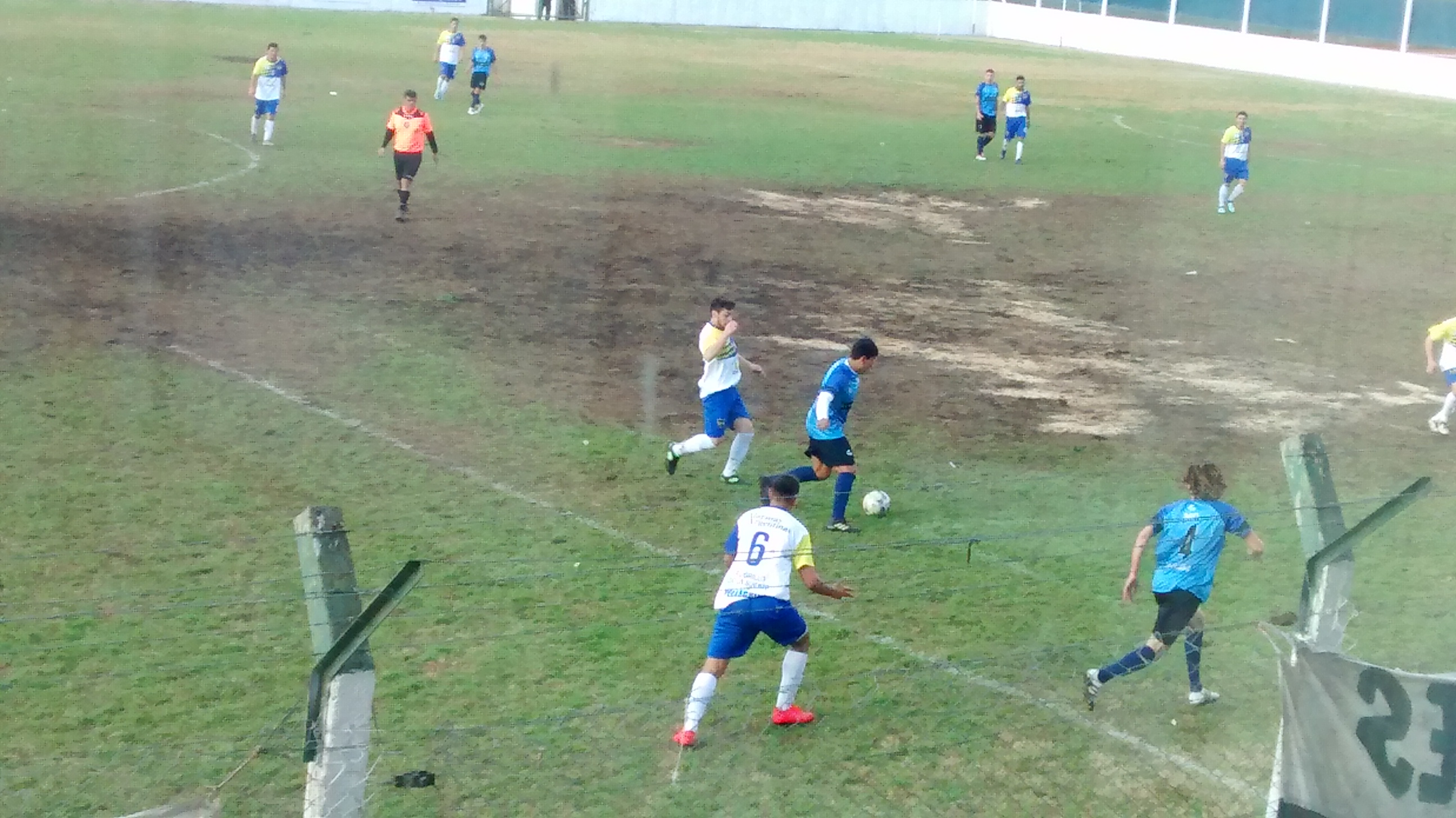 Fútbol
La cuarta fecha del Clausura superior repartida en seis estadios