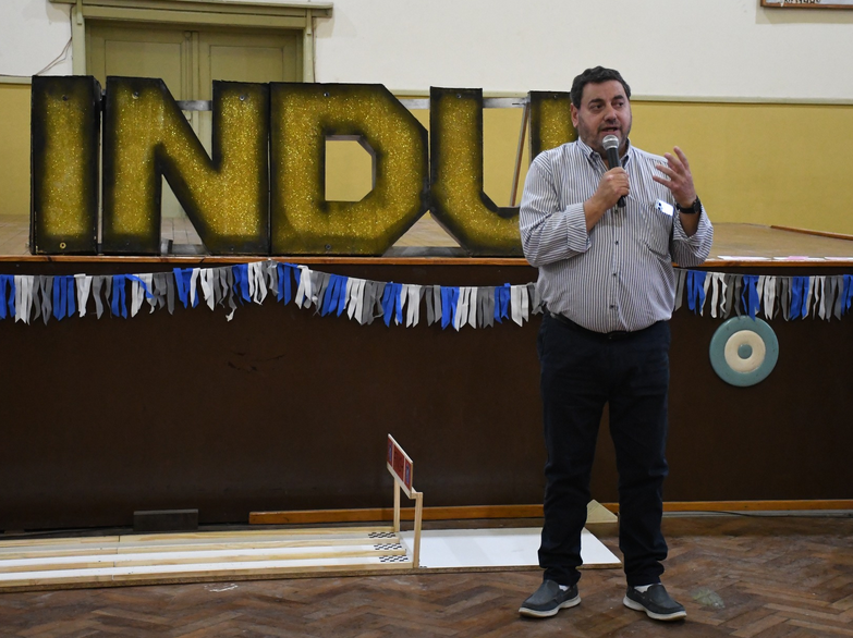 “La educación técnica no es barata porque la maquinaria no es barata, en aulas también tenemos costos muy elevados y en mantener un edificio de 75 años, por eso nos hace falta mucha inversión”