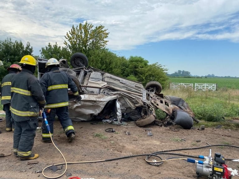 Choque frontal en la Ruta Nacional N° 5 con el saldo de un conductor fallecido