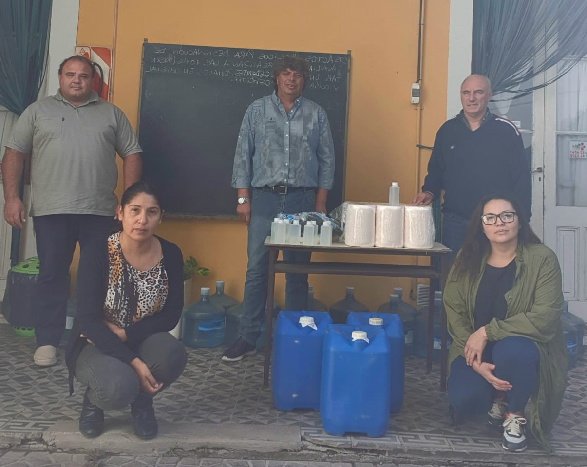Consejo Escolar agradecido
FEB donó artículos de limpieza y desinfección, insumos imprescindibles