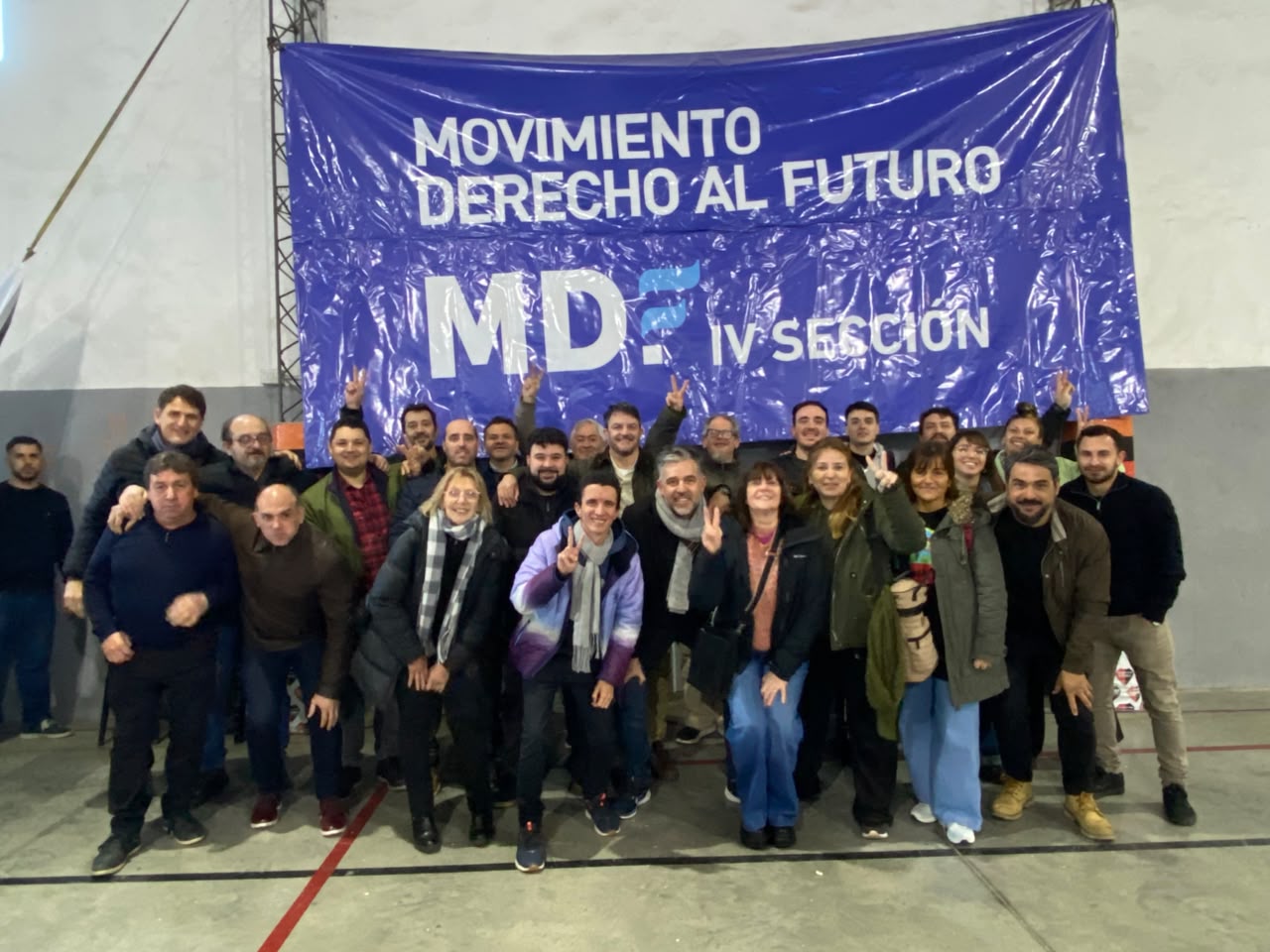 Nutrida participación chivilcoyana en el plenario seccional realizado en Alberti: concurrieron cinco ministros bonaerenses y varios intendentes