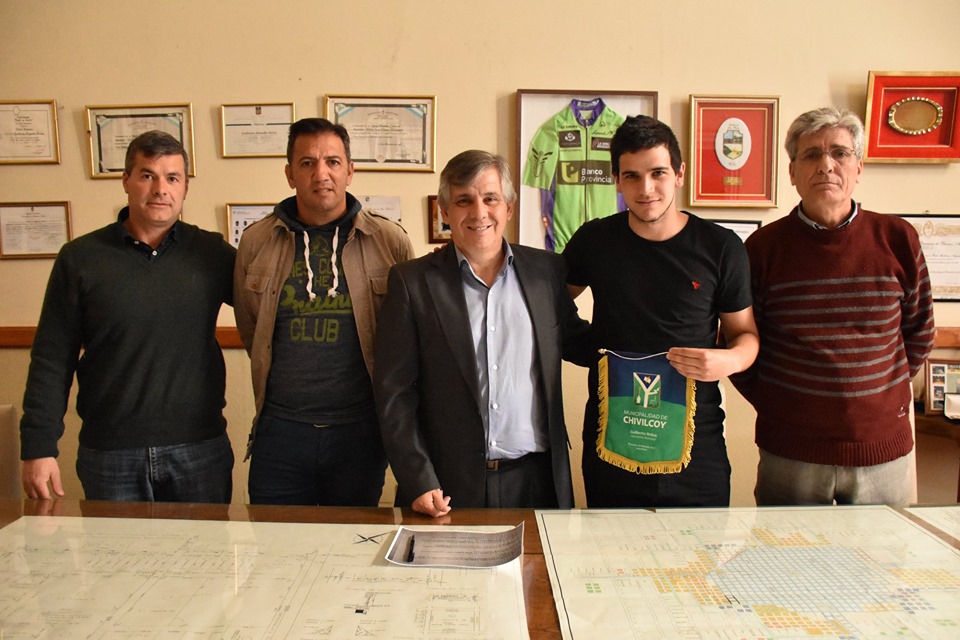 Padel
Reconocimiento al jugador Francisco Britos