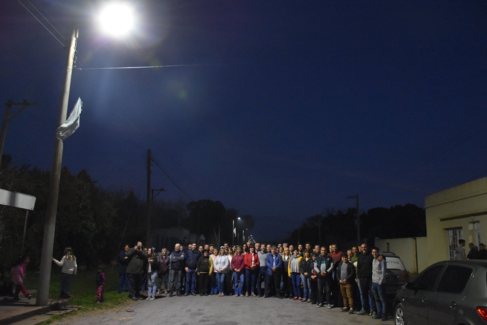 Tercera localidad
Presentaron las nuevas luces LED en el acceso a Gorostiaga
