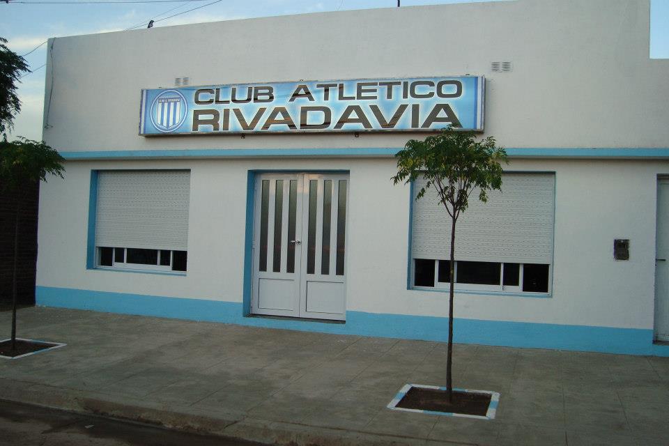 Fútbol
Rivadavia vuelve y vuelve completamente renovado