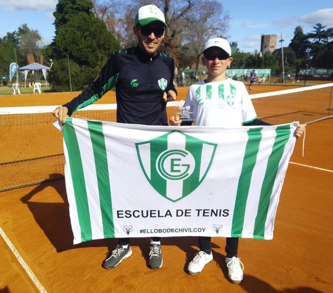 “La verdad muy feliz de haber podido salir campeón nacional nuevamente y lograr demostrar el nivel que vengo entrenando y el apoyo que vengo recibiendo”