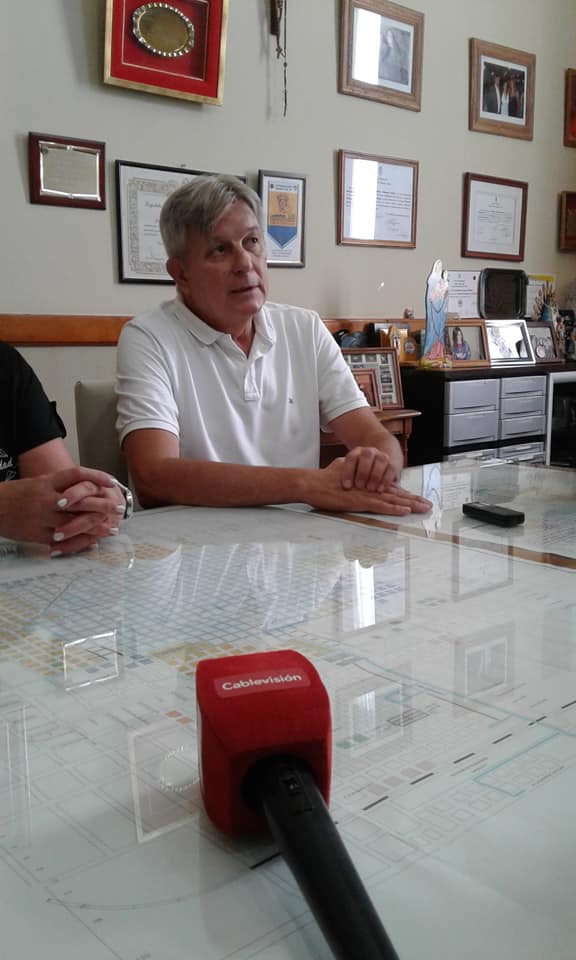 Narciso Yovovich
“Intentamos llevar aprendizajes para los chicos, para los jugadores y el ambiente d