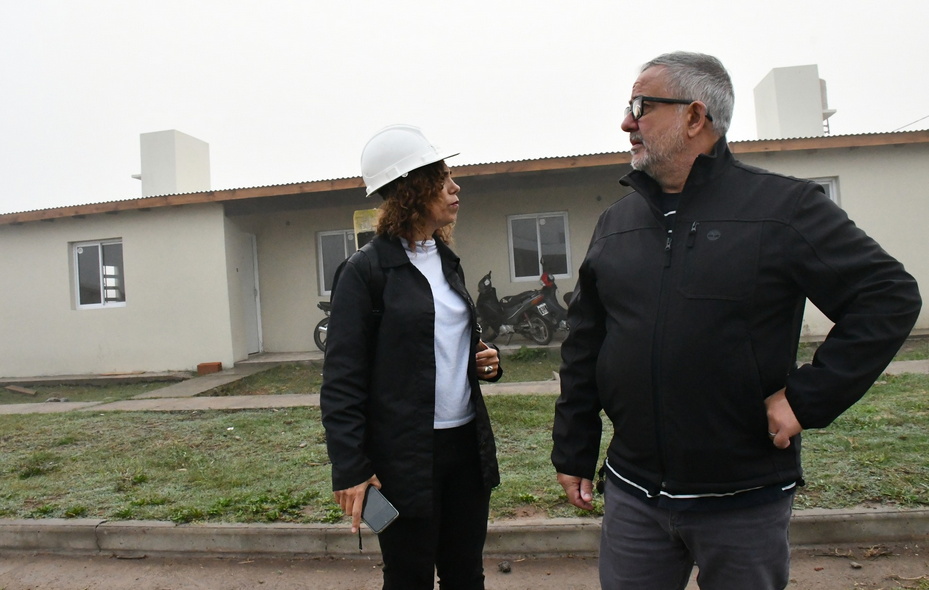 Una empresa privada interesada en continuar con el Complejo Federación “no avanza por un sumario administrativo” y piden rescindir convenio por el Plan Federal para que “el municipio continúe la obra