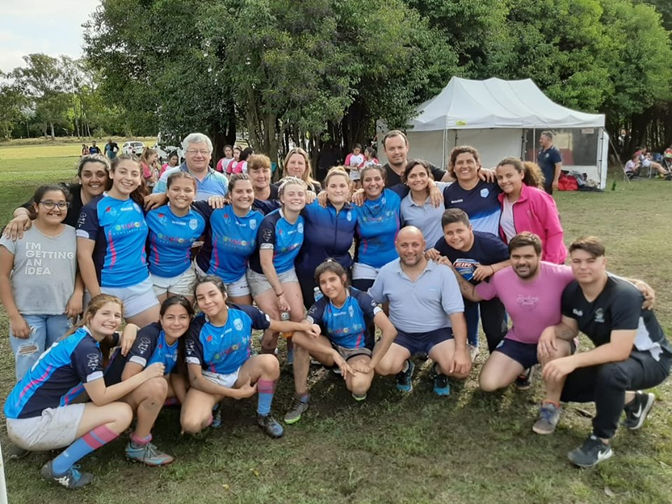 Rugby
Racing Club entre los mejores cuatro equipos Juveniles del país