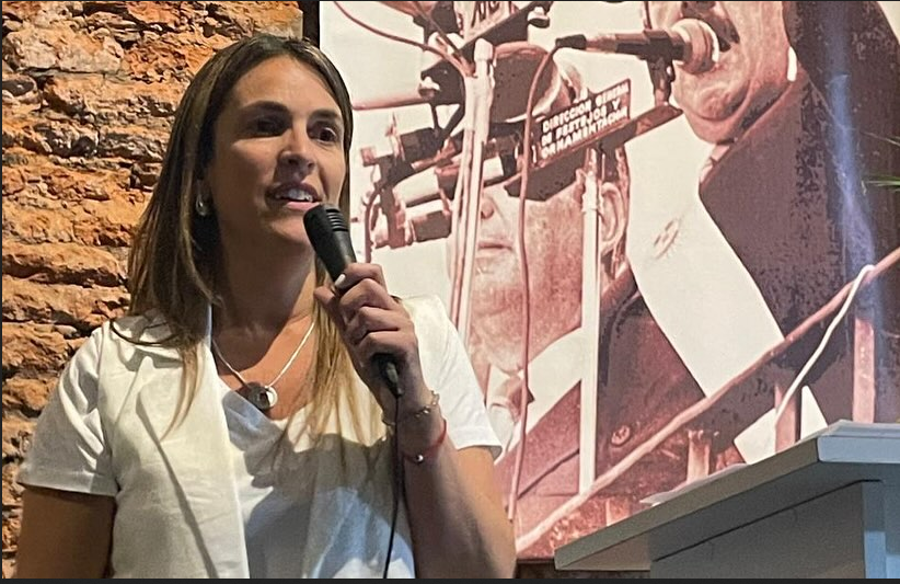 “Queremos reconocer a mujeres que se hayan destacado y tengan una trayectoria linda, como asimismo extensa, en nuestra ciudad a nivel cultural”