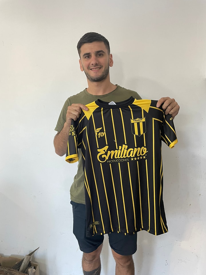 Varela se renueva para la temporada 2023 de la Primera División
