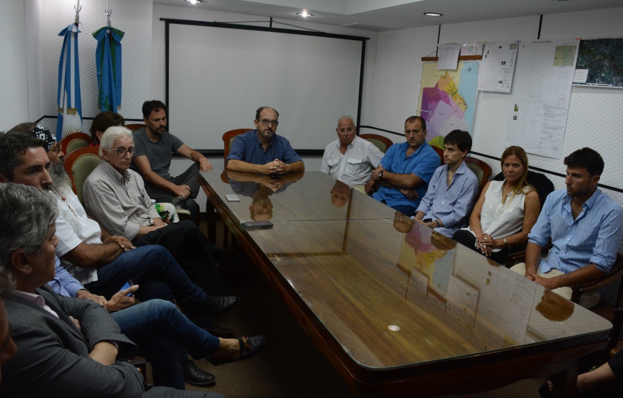 Gestiones del Frente de Todos
Importante reunión de la Comisión Fiscalizadora del Agua con autoridad