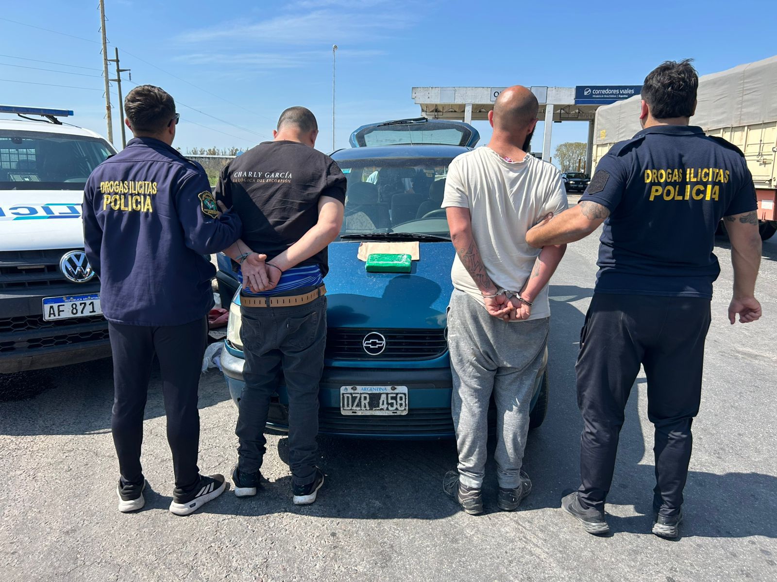 “El volumen y el sello de alta calidad de pureza de Clorhidrato de Cocaína nos hace sospechar que serían proveedores de otros dealers”, señaló Pitteti