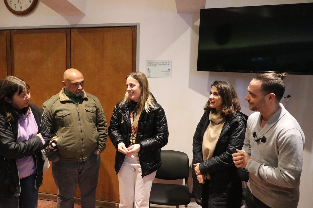 Constanza Alonso participó de la entrega de  2 millones 800 mil pesos a la Agrupación Artística