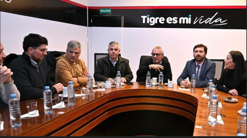 Julio Zamora recibió a intendentes de la Provincia de Buenos Aires, entre ellos Guillermo Britos, con motivo de ‘intercambiar experiencias en materia de seguridad’