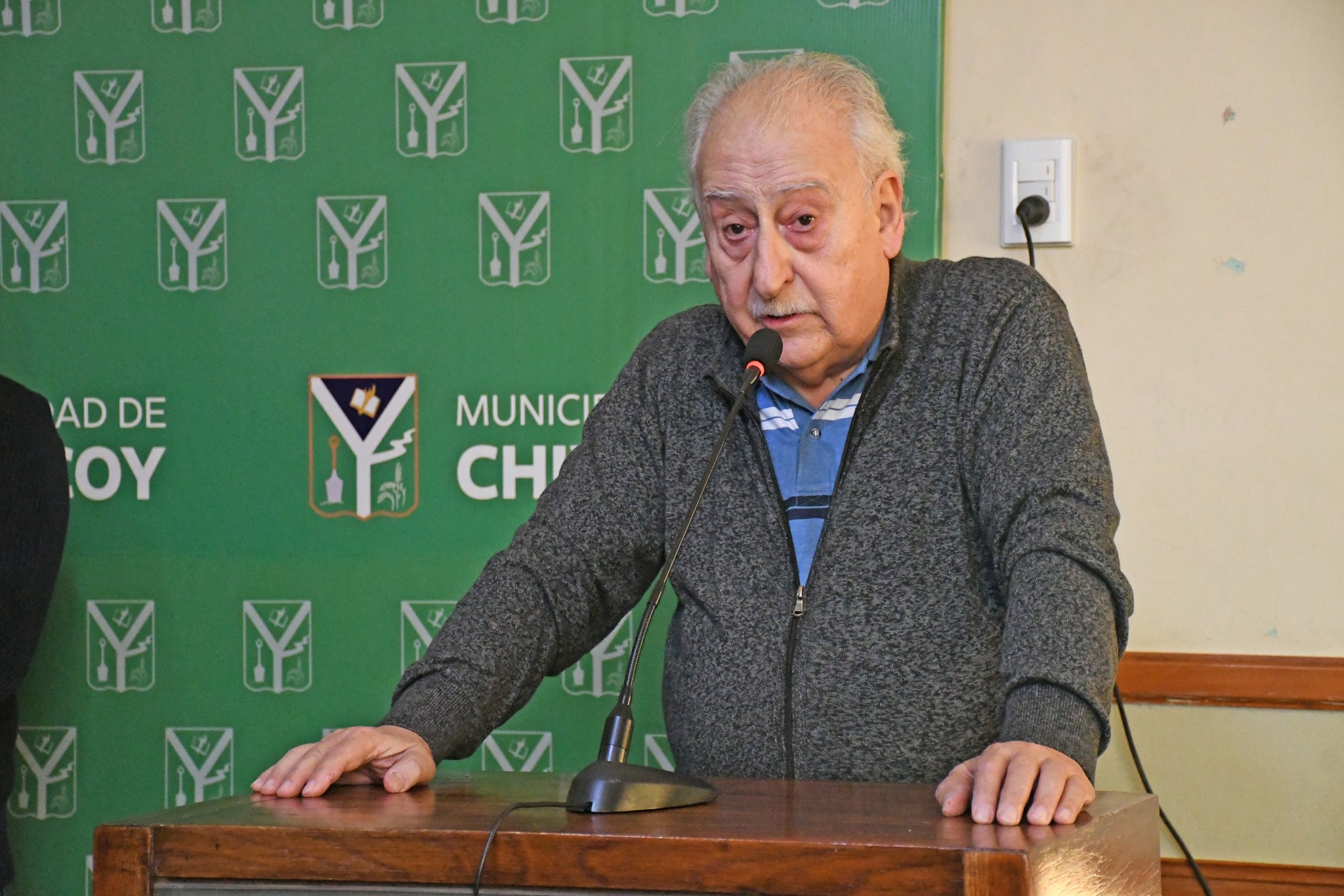 “Esta clase de medidas que se toman son de personas inexpertas, de gente que nunca manejó un municipio. Esta clase de anuncios que son totalmente demagógicos”