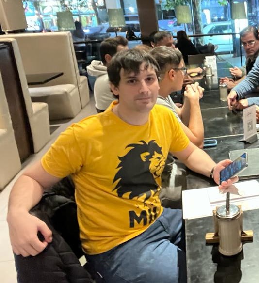 200 economistas contra Javier Milei