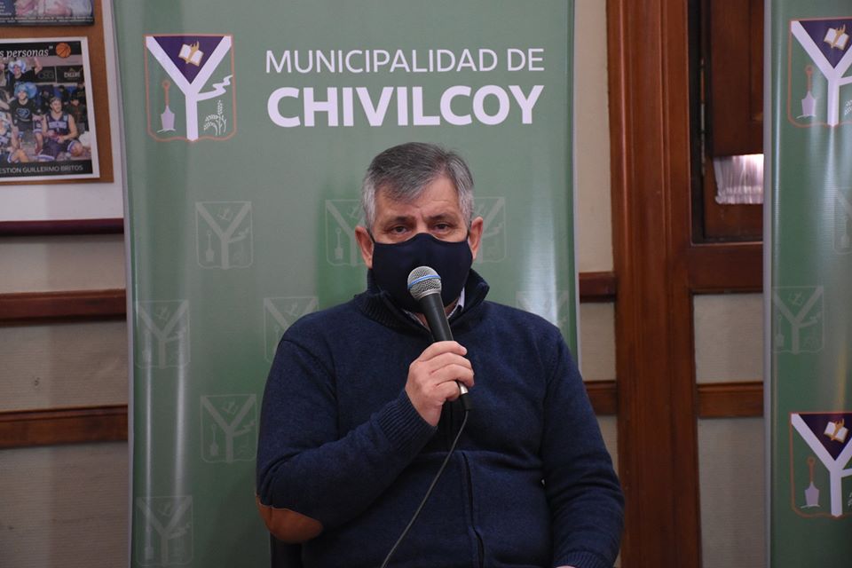 Intendente Britos
“Sorprende que cuando entra un gobierno peronista se mueva a alguien del peronismo