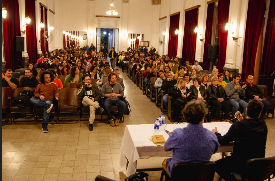 Estamos convencidos que la educación pública es el principal factor de movilidad que impacta en los sujetos y les permitirá desarrollarse en una sociedad democrática donde puedan expresar su potencial