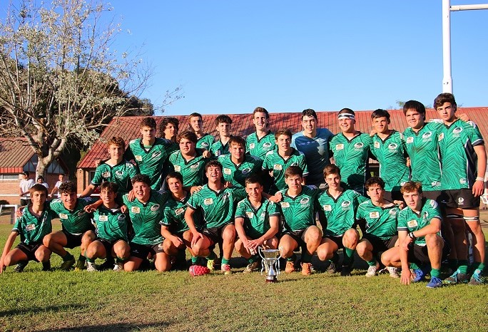 Jugadores de Racing campeones con UROBA U16