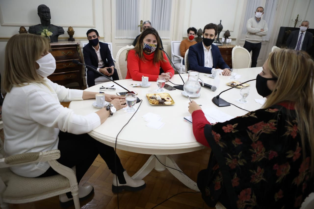 Constitución de la Comisión de Derechos Humanos y Garantías