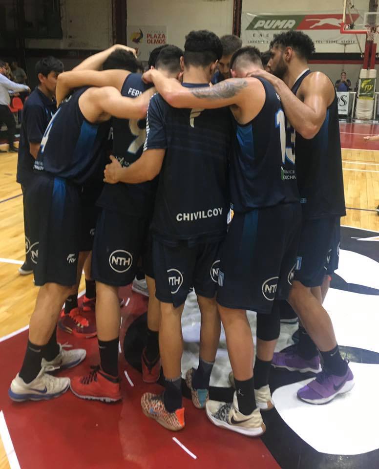 Básquet
En este momento, Racing Club está accediendo directamente a cuartos de final
