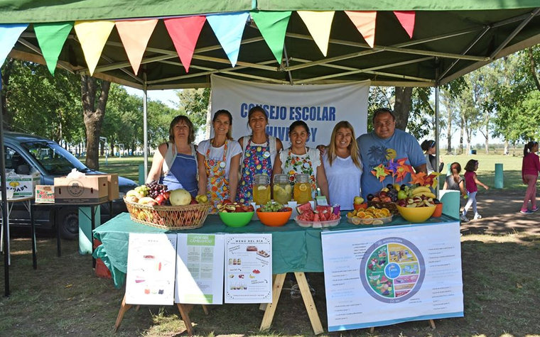 Alimentación en las escuelas 
 “El menú es saludable durante todo el año”, subrayó Georgina Neris