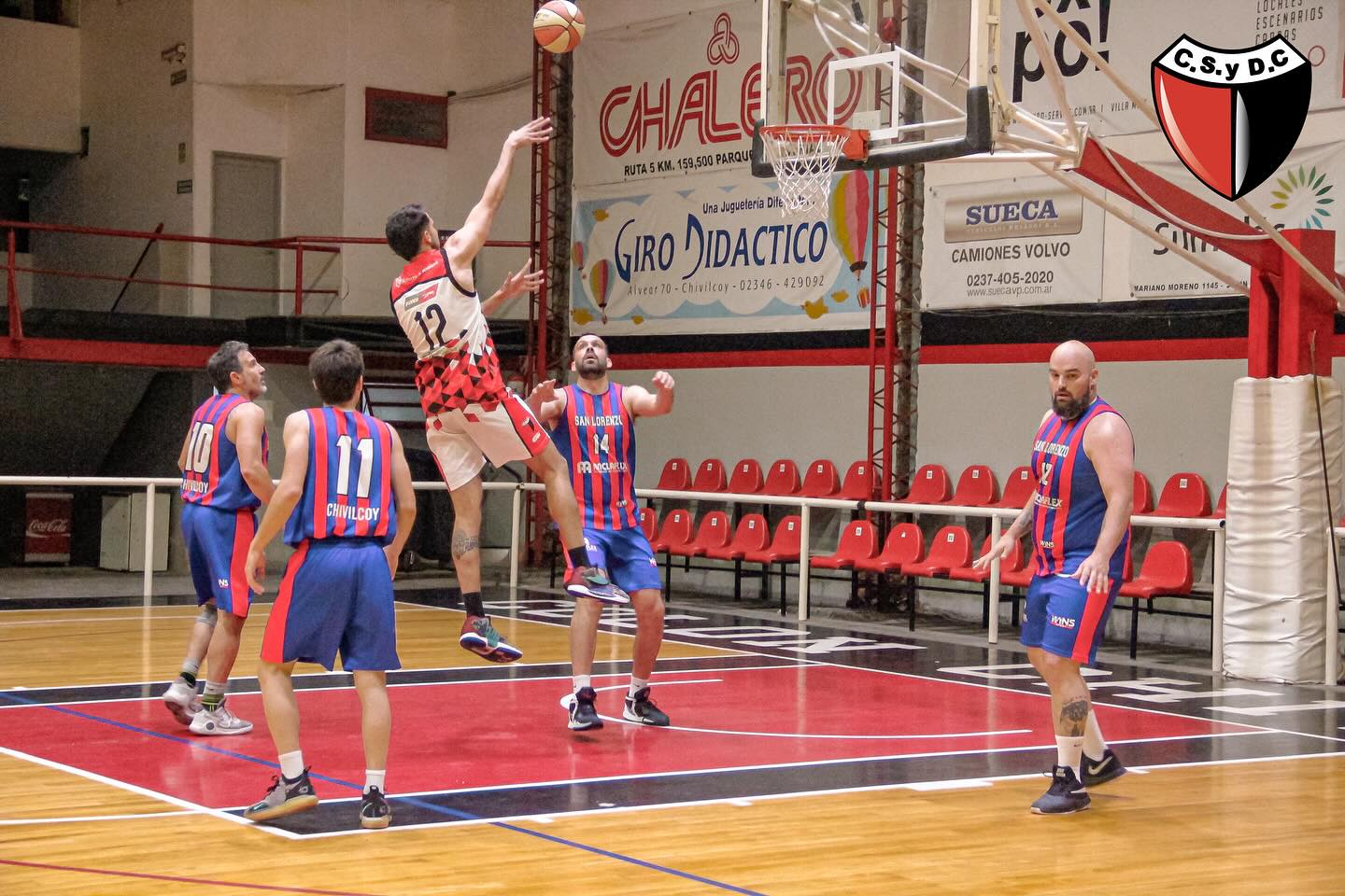 Básquet: Colón se quedó con una nueva edición del clásico frente a San Lorenzo