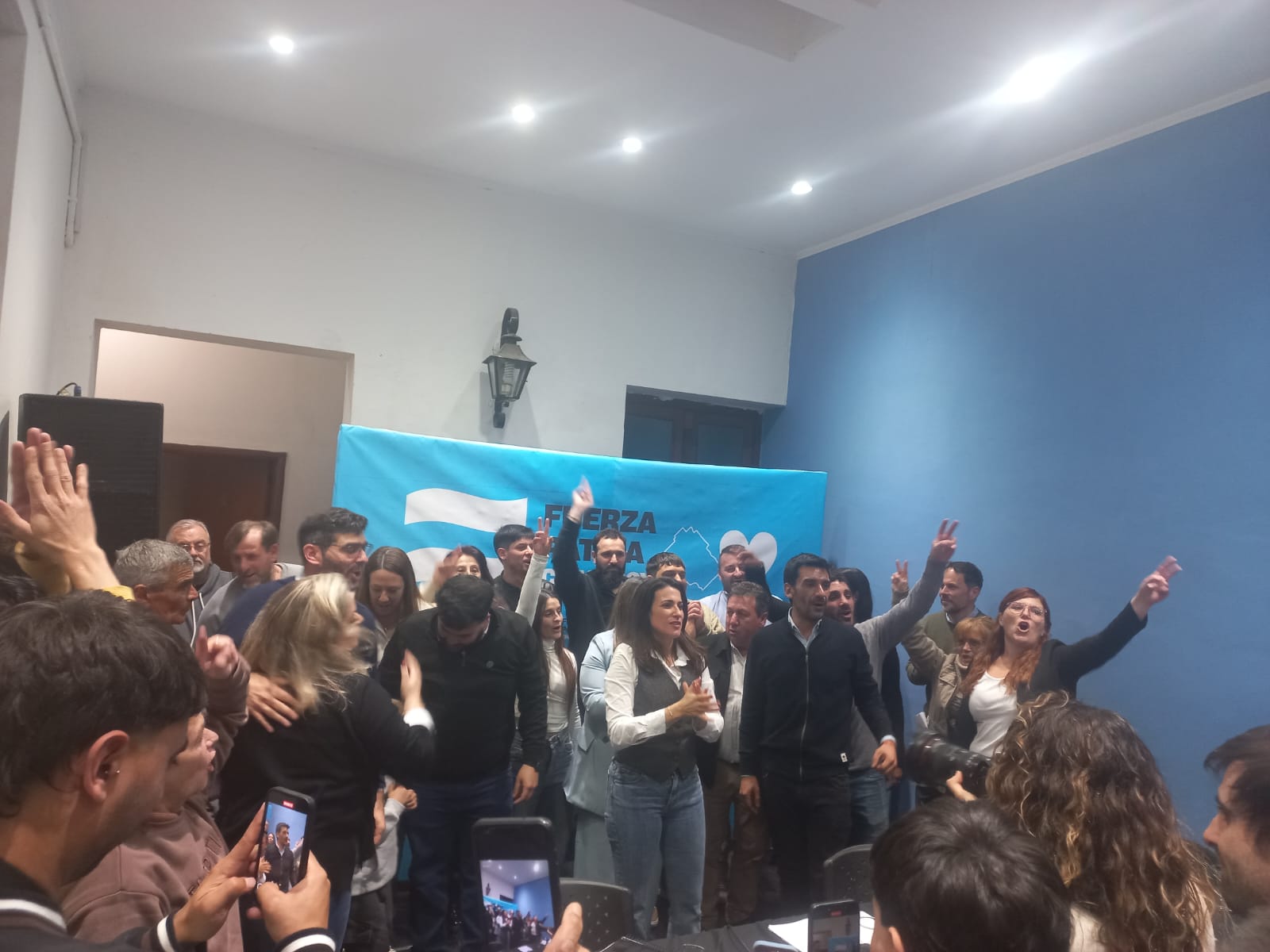 “Siento que hoy mi lugar está en la ciudad, no es bajarse si no acercarse a la comunidad de Chivilcoy que están atravesando un momento muy complejo”