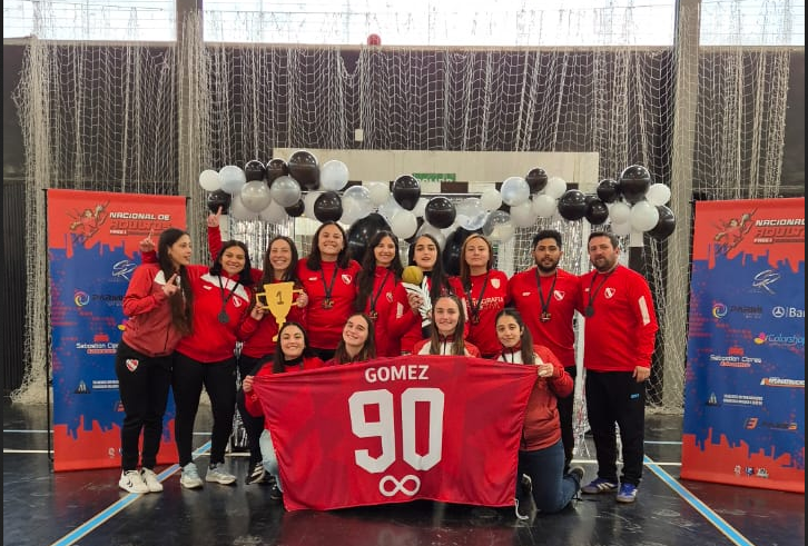 Independiente de Chivilcoy Bicampeón del Torneo Nacional fase 1 de Olavarría en primera mujeres. La Primera Varones consiguió el subcampeonato