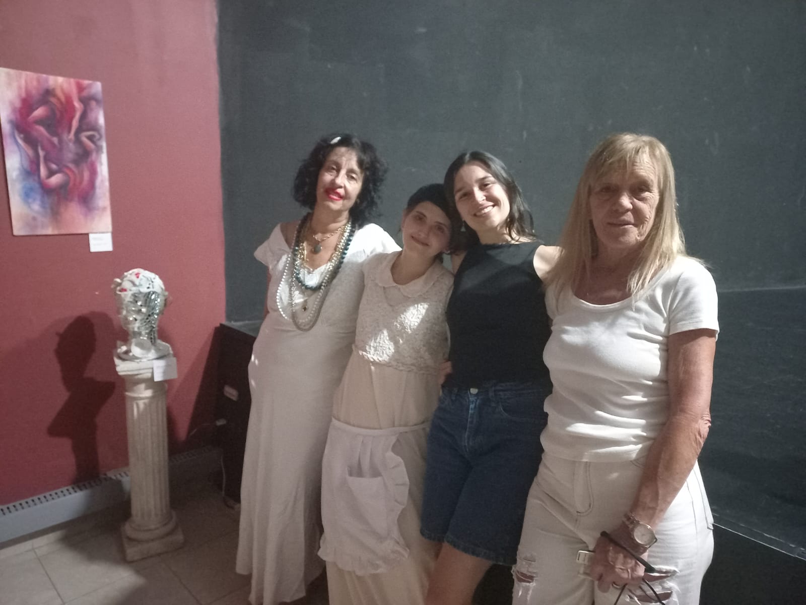 En Chivilcoy, el Teatro celebró a su público y el público celebró al Teatro con cuatro funciones a sala llena y obras que prometen continuidad.