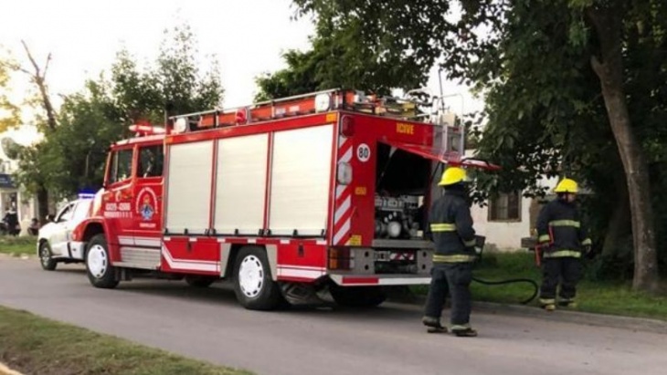 Bomberos convocados por incendios en dos viviendas, otras de salidas fueron de carácter forestal