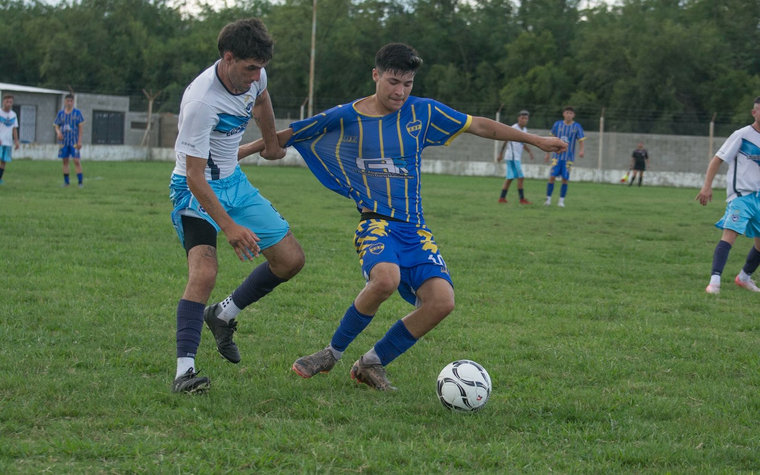 Fútbol: El primer empate del Apertura lo protagonizaron 22 de Octubre y Pellegrini