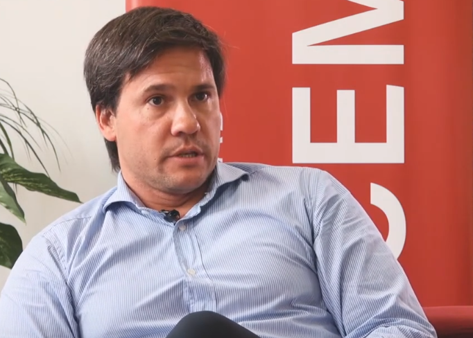“La Universidad viene creciendo mucho desde el año 2018 a ésta parte en matrícula a punto tal que se adquirió un edificio de 15 mil m², tenemos cuatro sedes y podremos consolidar nuestra propuesta”