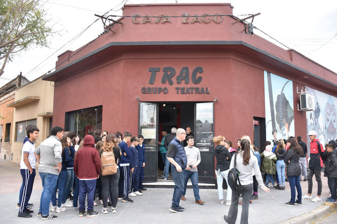 Es un momento para reconocer todo el esfuerzo que hacen los grupos teatrales de nuestra ciudad”.