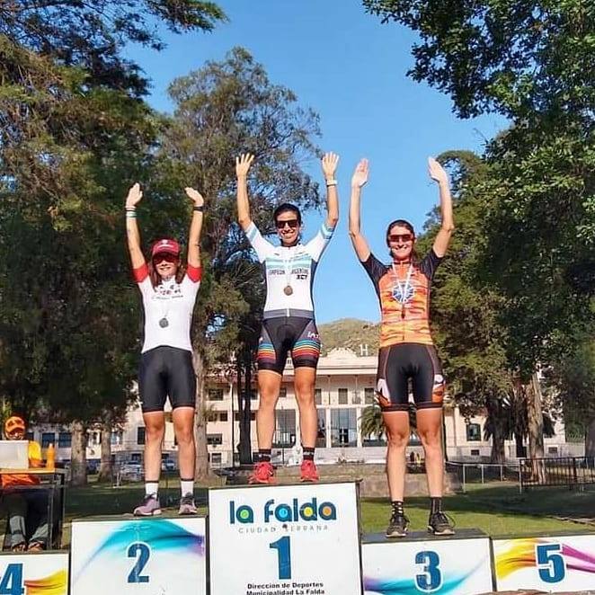 Rural Bike

Vanesa Arce y Martín Caprifoglio medallistas del Argentino de Crono