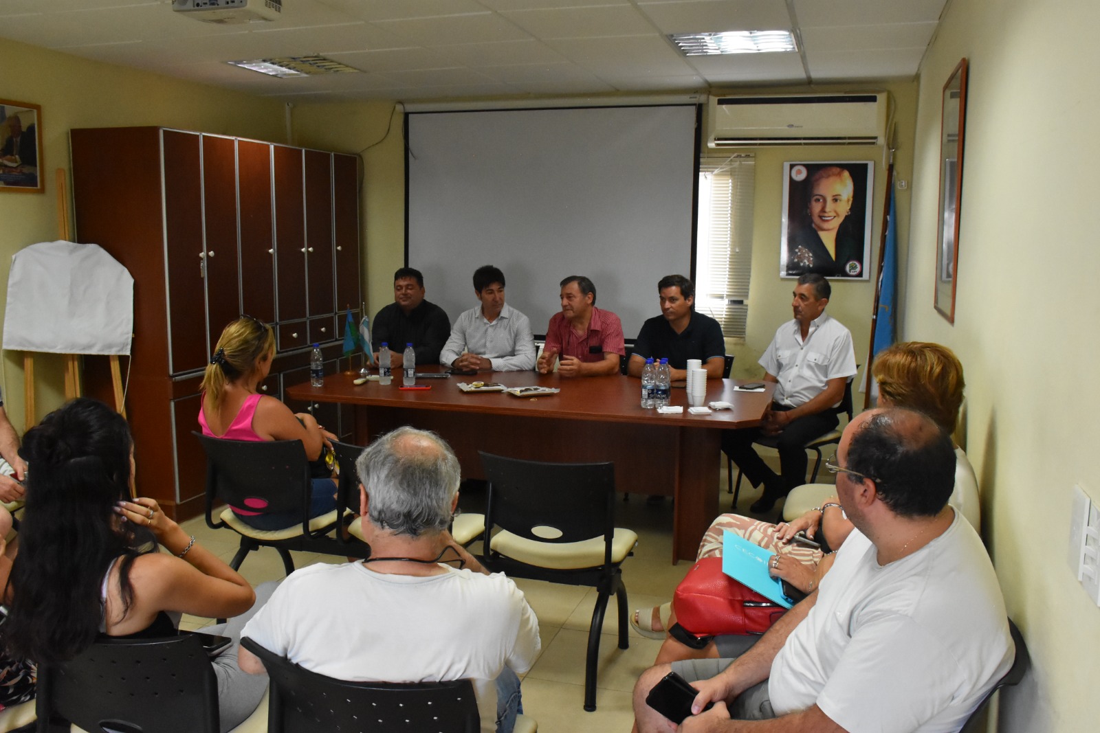 Presentaron e instalaron un botón antipánico en el sede de ASIMRA.