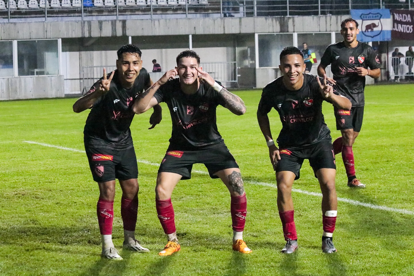 Fútbol: Independiente volvió con 1 punto en su visita a Defensores de Villa Ramallo