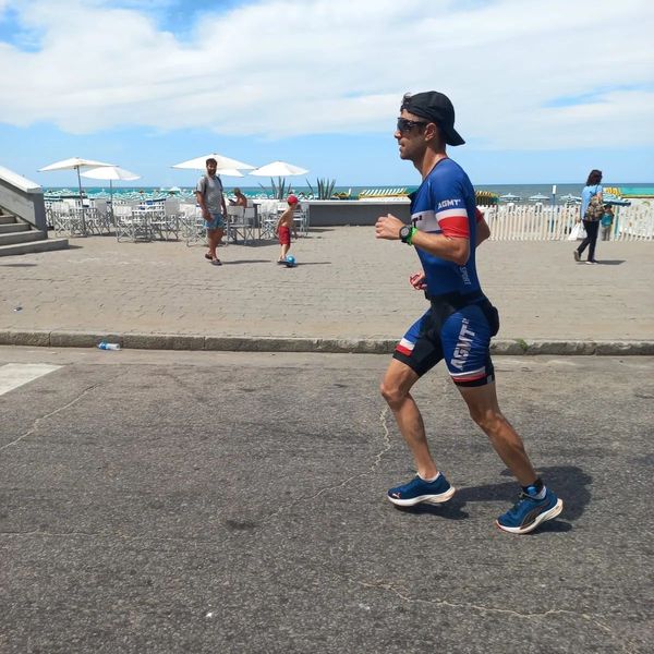 Luciano Echeverría en el IronMan Argentina disputado en Mar del Plata