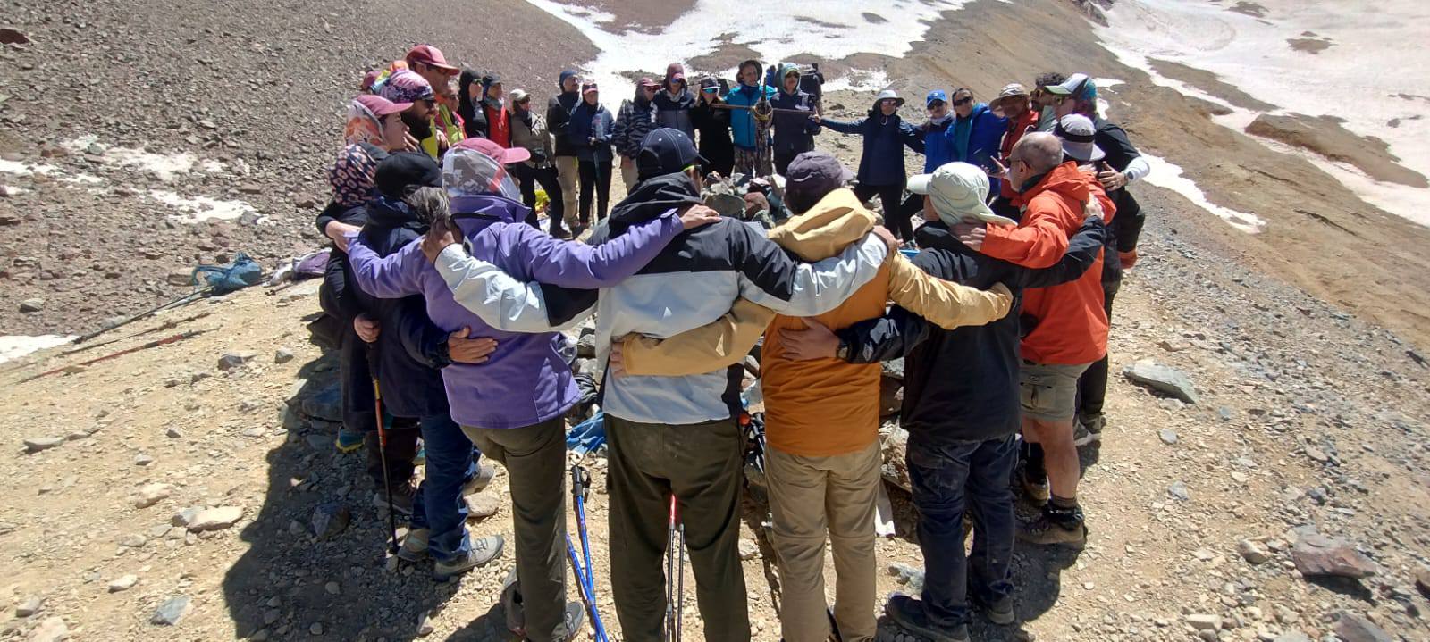 “El objetivo no era llegar al Valle de las Lágrimas si no ir al Valle de las Lágrimas juntos en equipo y luego volver a casa para contar la experiencia”