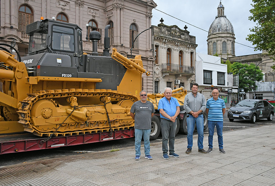 “Estamos dando continuidad a la política iniciada hace unos años atrás, en base a la pauta que planteó el intendente de reequipamiento o actualización de toda la flota municipal”