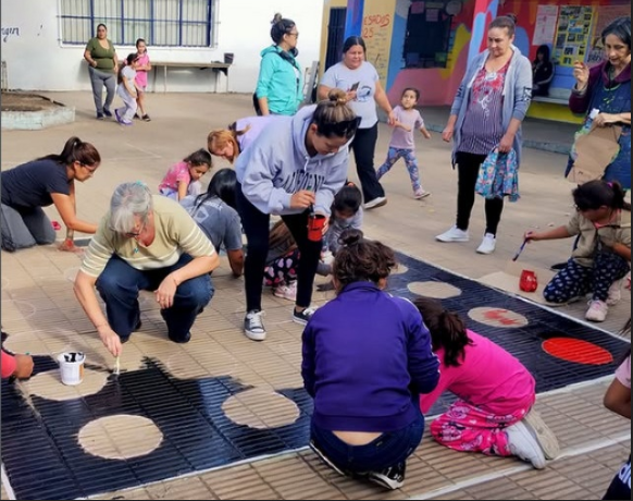 “El programa contempla al patio como herramienta de enseñanza y aprendizaje, no solamente para el momento del recreo”, puntualizó Melina Ferraro