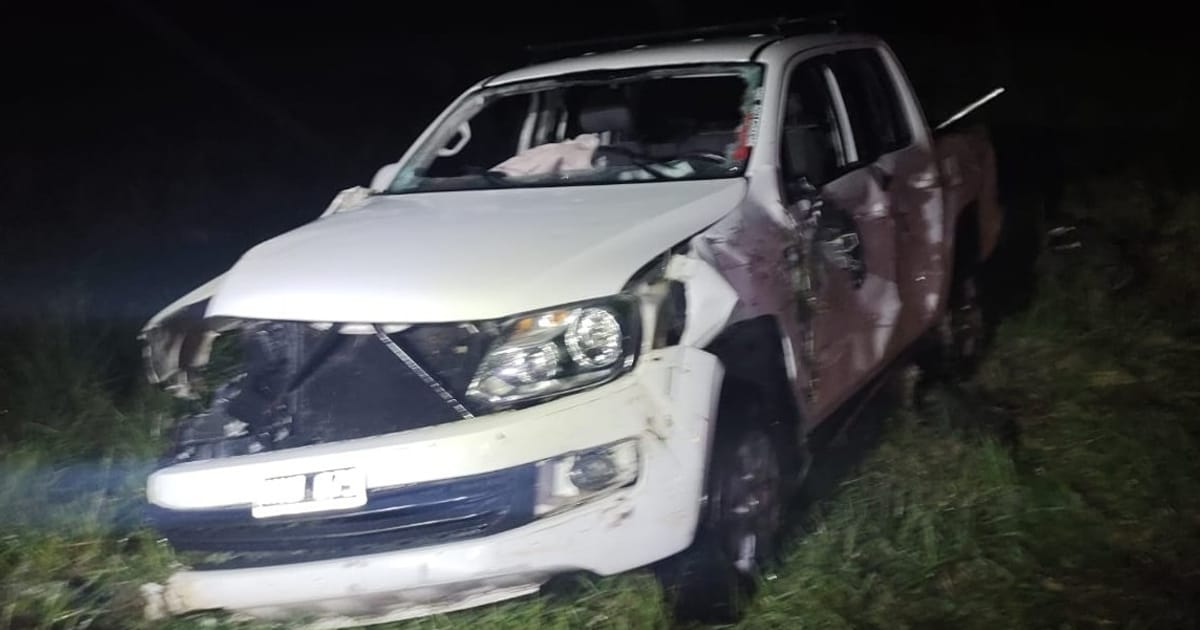 Pergamino: una camioneta volcó en la ruta 8 y el conductor resultó ileso