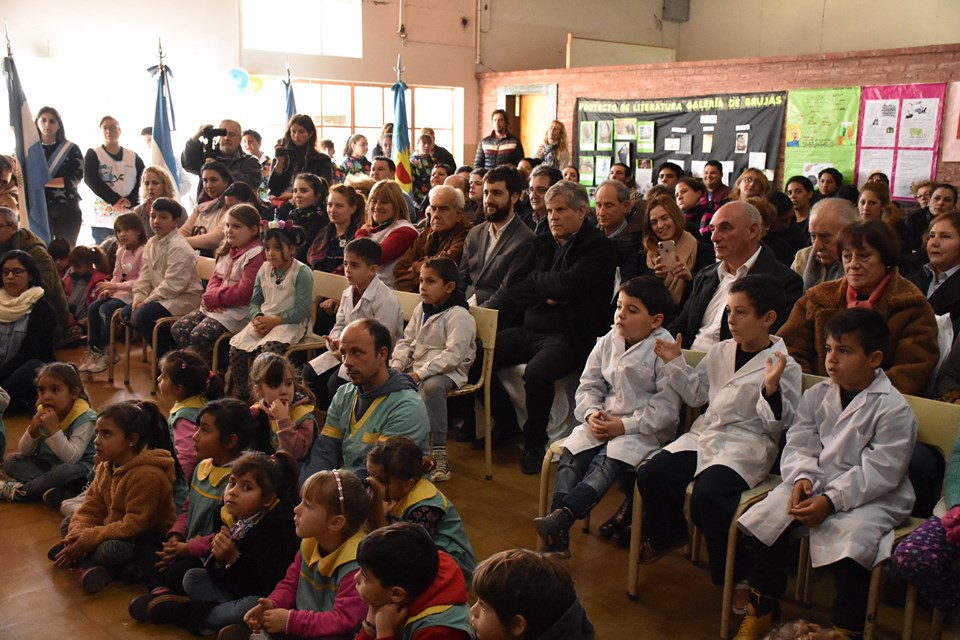 Antonio Dilego
“Por primera vez sucede en Chivilcoy que una escuela reabra sus puertas”